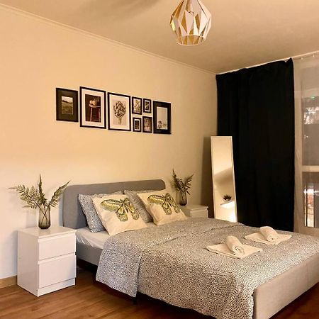 Halby Rooms Rondo Onz Warszawa Eksteriør billede